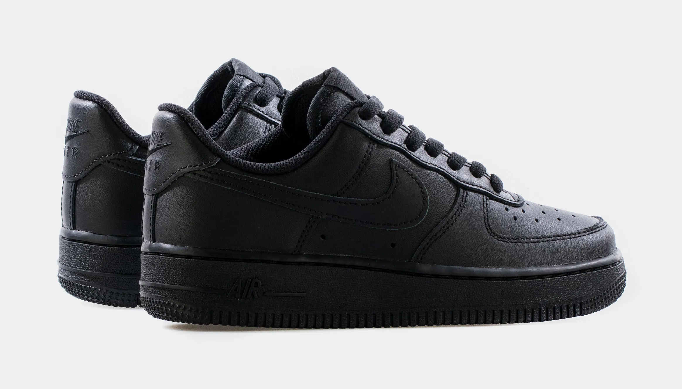 Air Force 1 07 Womens Lifestyle Shoes (Black)