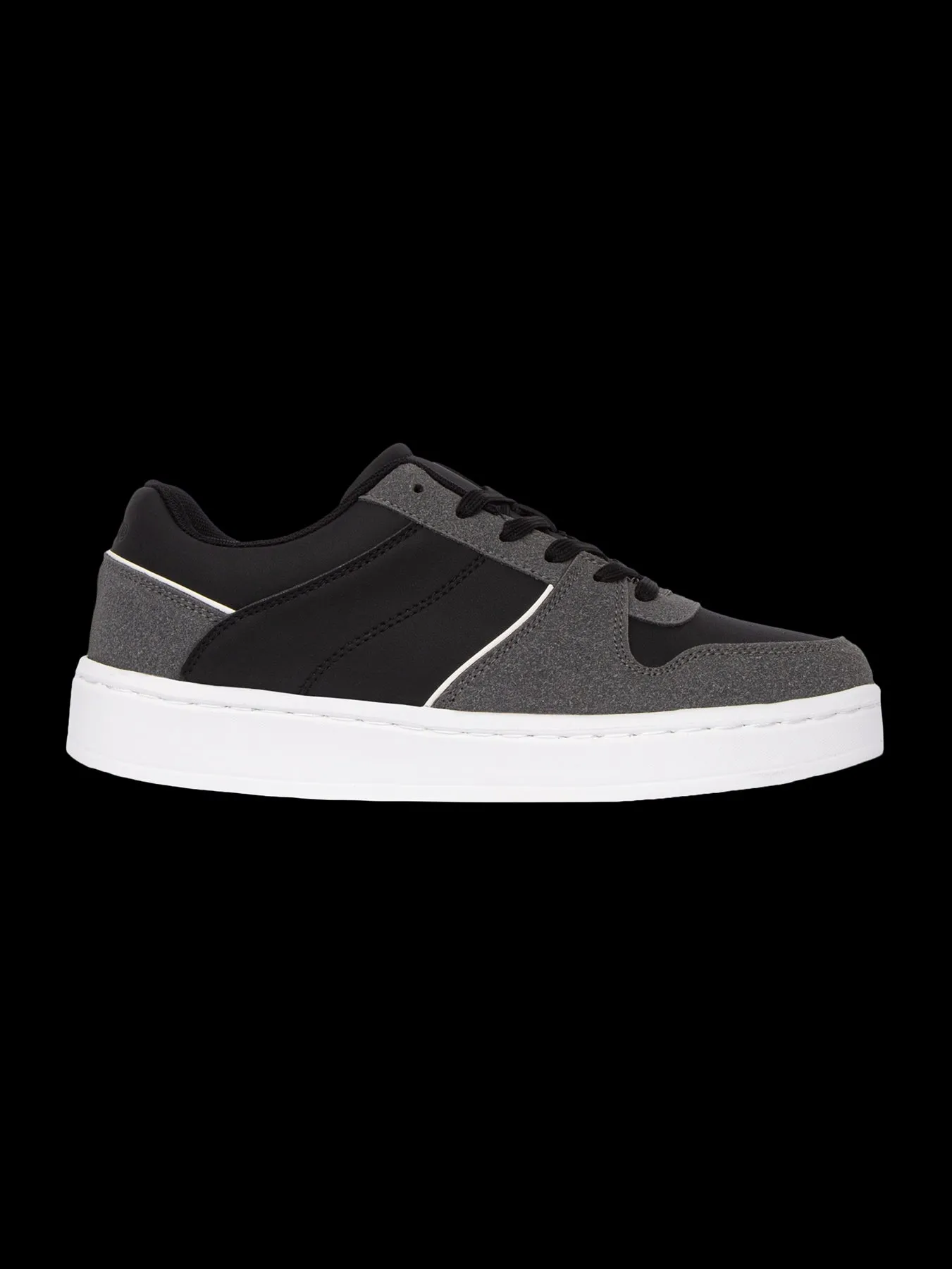 Archive Clous Trainers Black