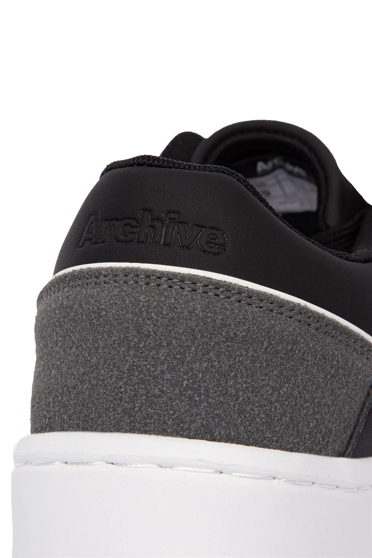 Archive Clous Trainers Black