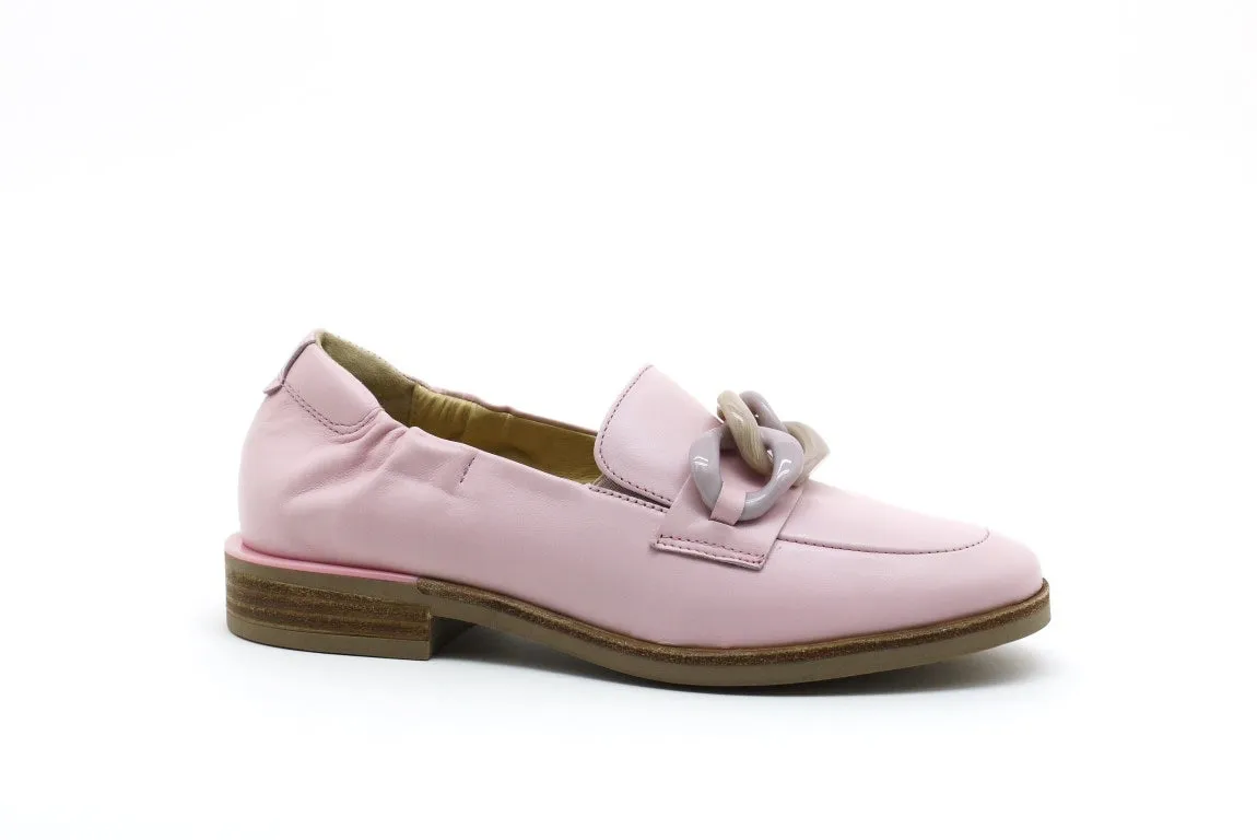 Gali Loafer with Link Detail