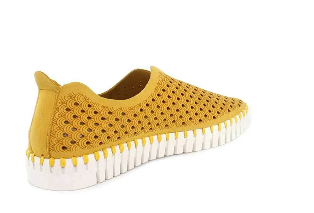 Ilse Jacobsen Tulip 139 Perforated Slip-On Sneaker