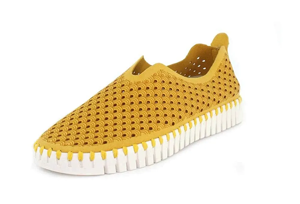 Ilse Jacobsen Tulip 139 Perforated Slip-On Sneaker