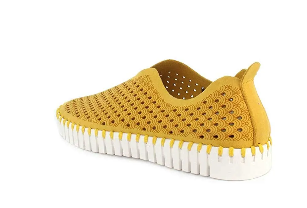 Ilse Jacobsen Tulip 139 Perforated Slip-On Sneaker