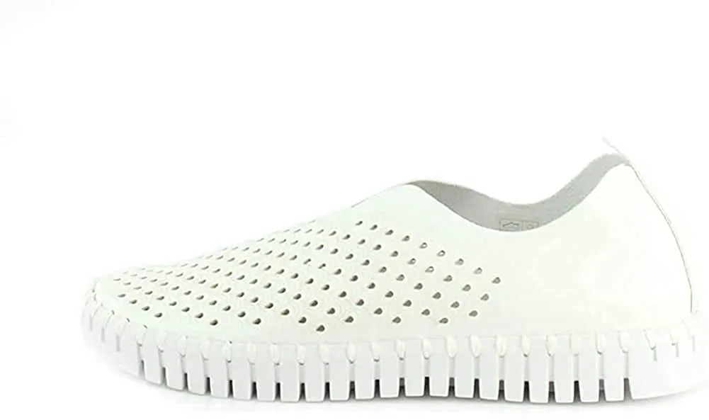 Ilse Jacobsen Tulip 139 Perforated Slip-On Sneaker