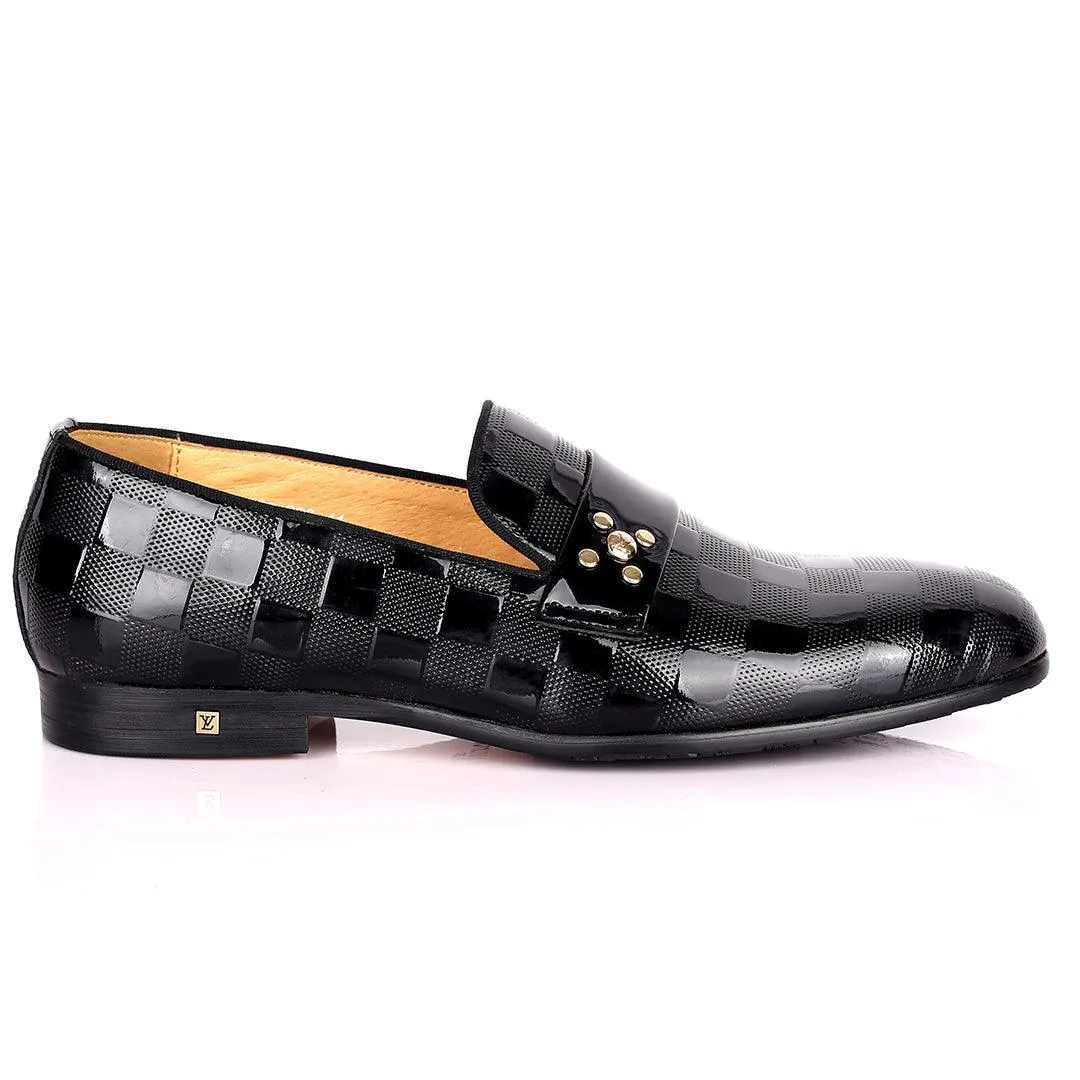 Lou Elegant Glossy Checkers Designed Black Formal Shoe