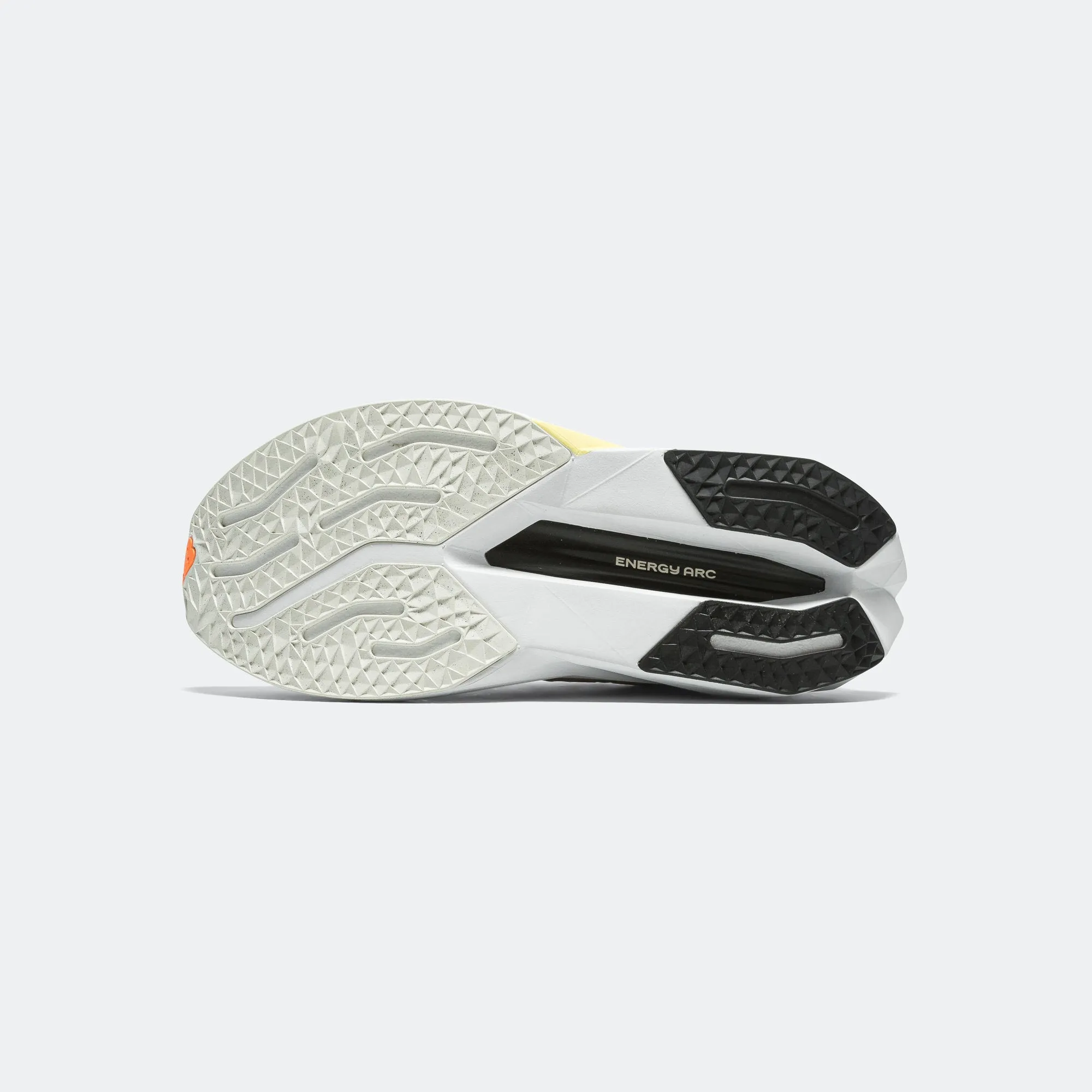 Mens FuelCell SuperComp Trainer v3 - Angora/Hot Mango-Black