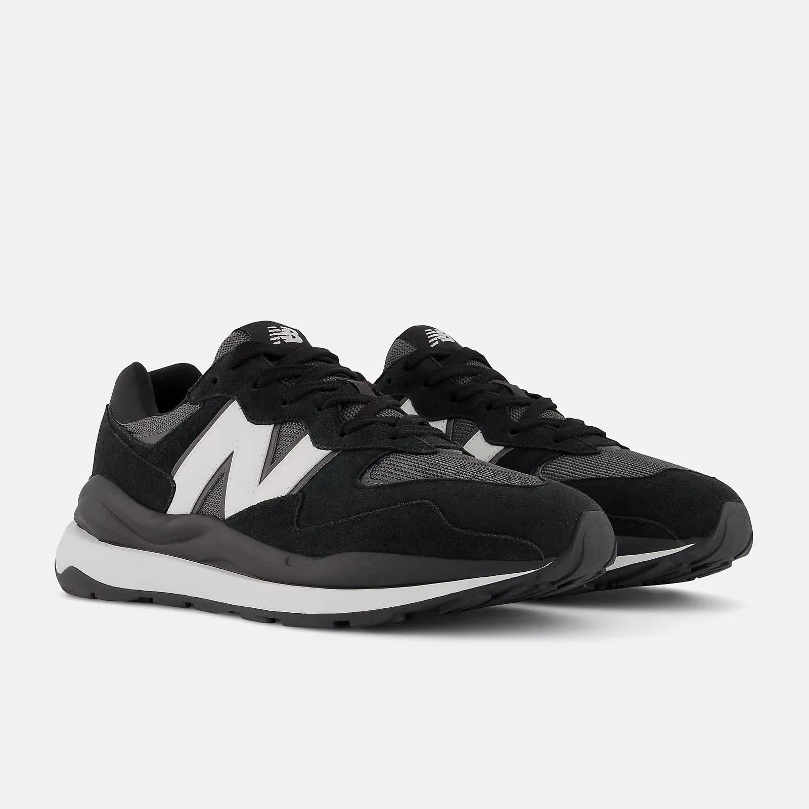 New Balance Men's 57/40 Shoes - Black / White