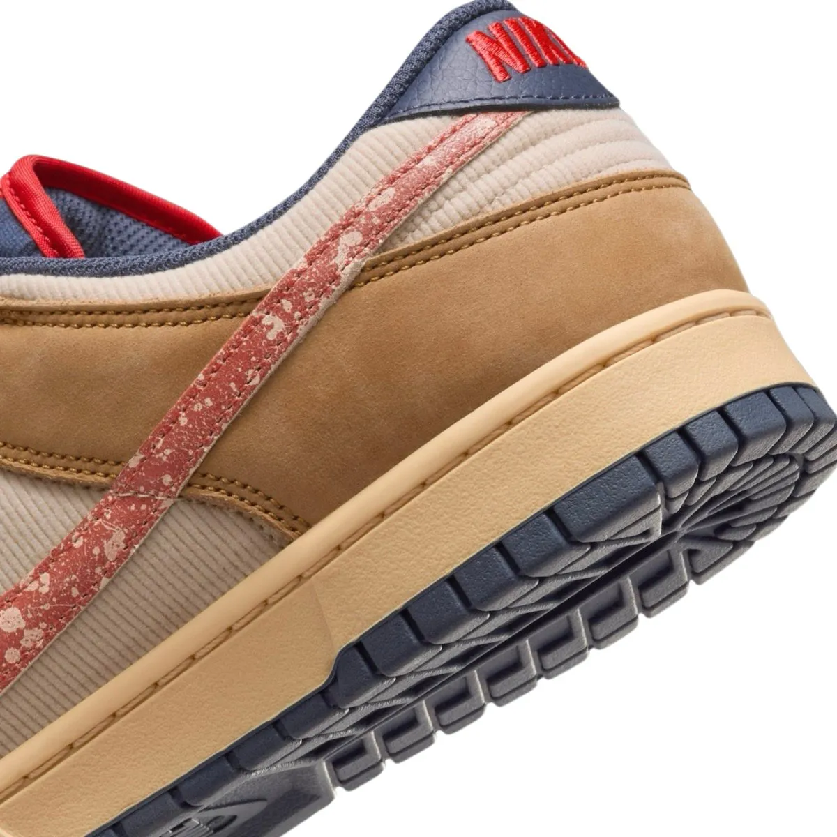 Nike Men's Dunk Low Wheat/Sanddrift/Celestial Gold/Burnt Sunrise