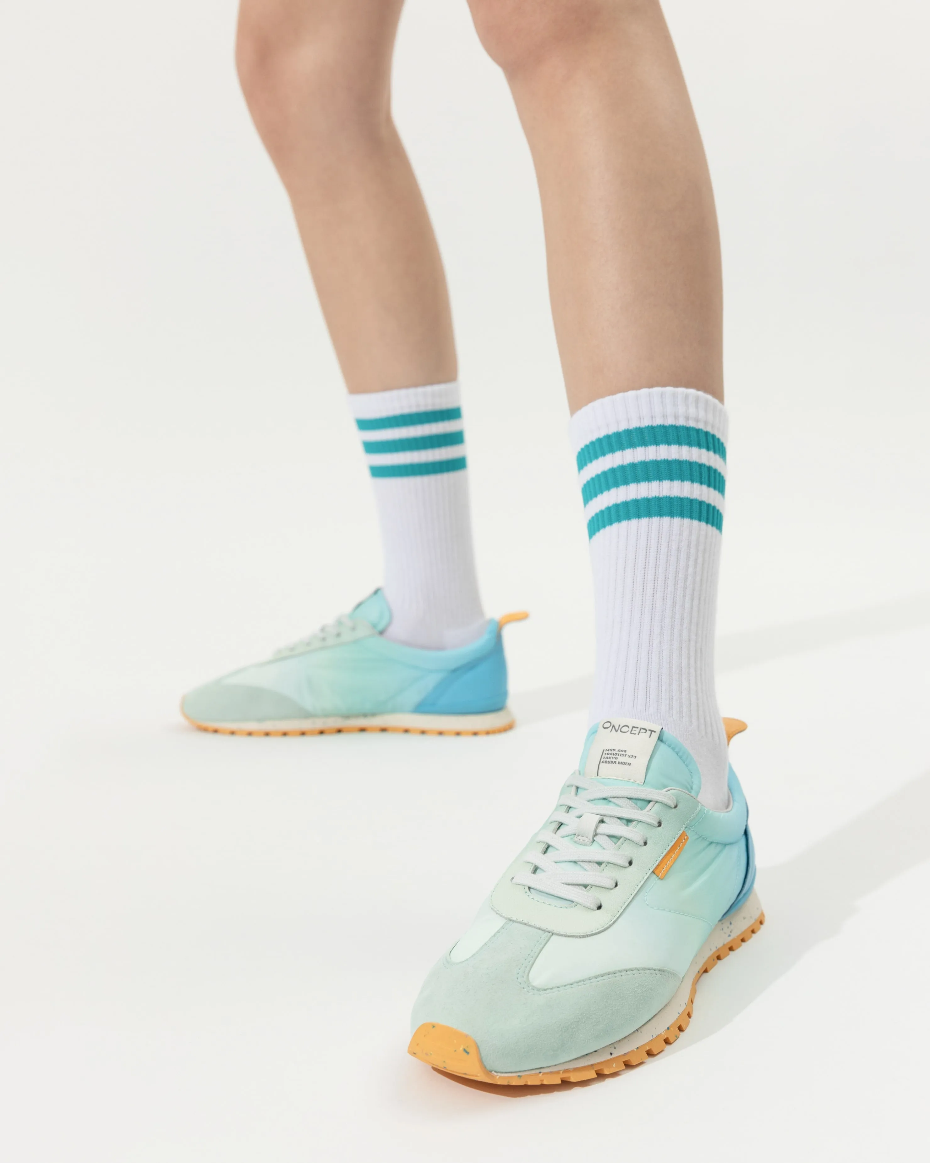 Oncept Toyko Sneakers in Aruba Multi