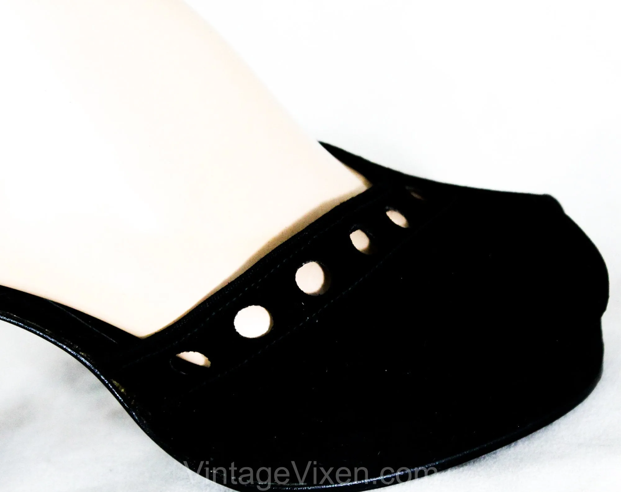 Size 5 1940s Shoes - Fetish Style Black Suede Platforms with Circle Cutouts - 5B 40s High Heels - Ankle Collar Choker Straps - NOS Deadstock