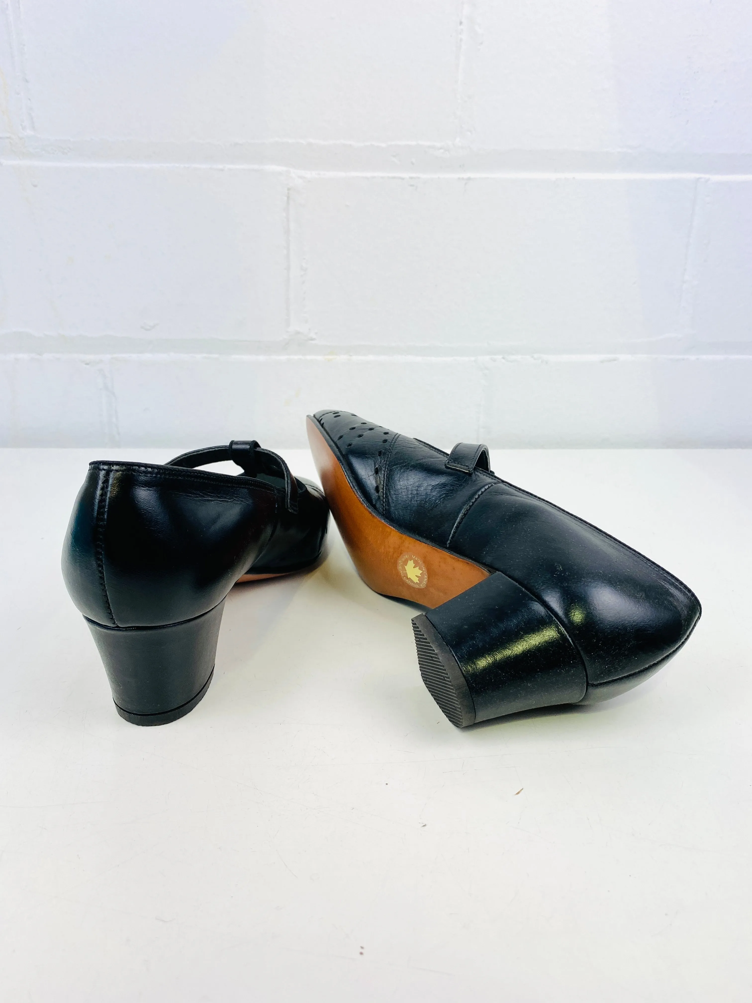 Vintage Deadstock Shoes, Women's 1980s Black Leather Cuban Heel T-Strap Pumps, NOS, 7869