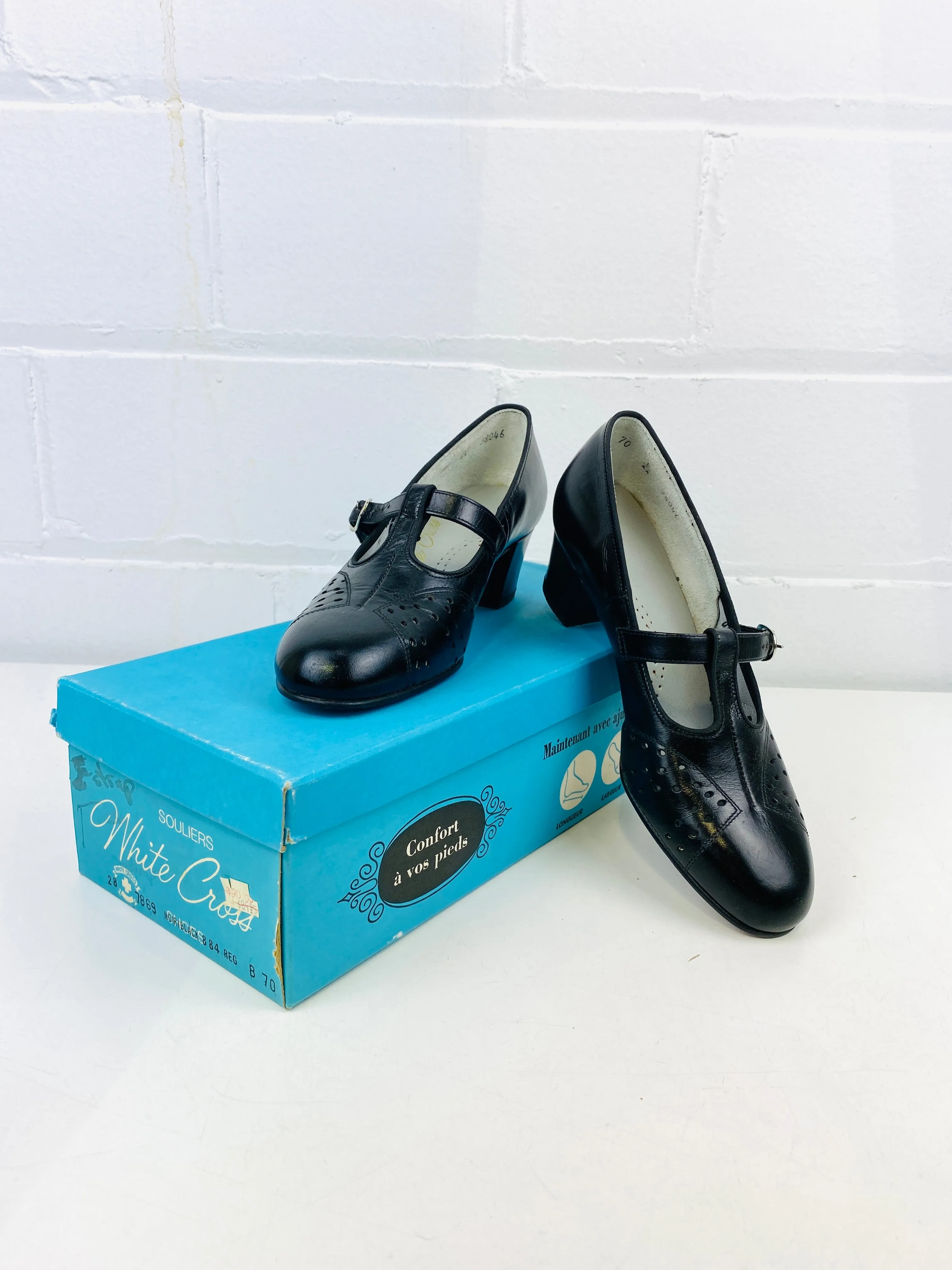 Vintage Deadstock Shoes, Women's 1980s Black Leather Cuban Heel T-Strap Pumps, NOS, 7869