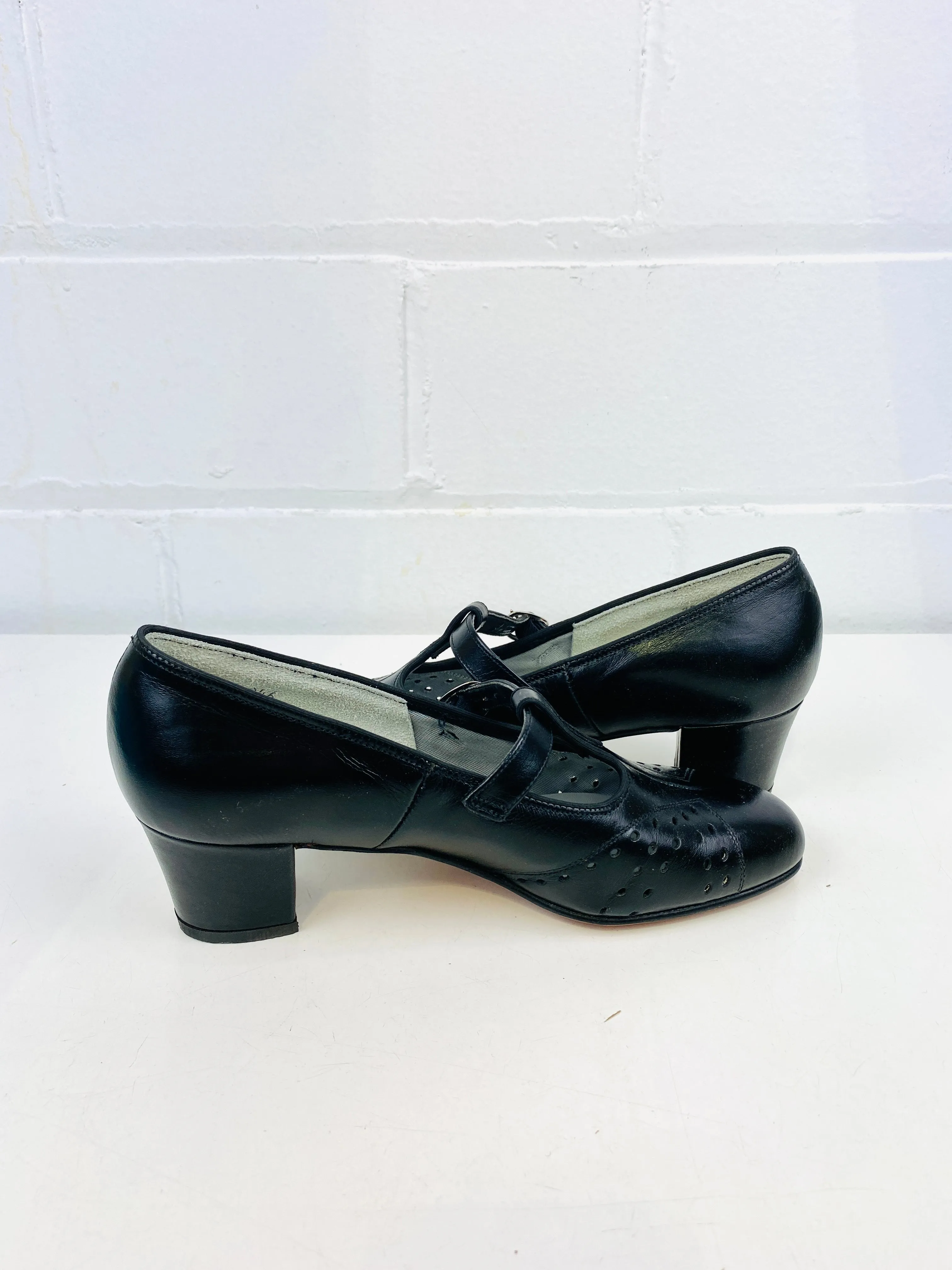 Vintage Deadstock Shoes, Women's 1980s Black Leather Cuban Heel T-Strap Pumps, NOS, 7869