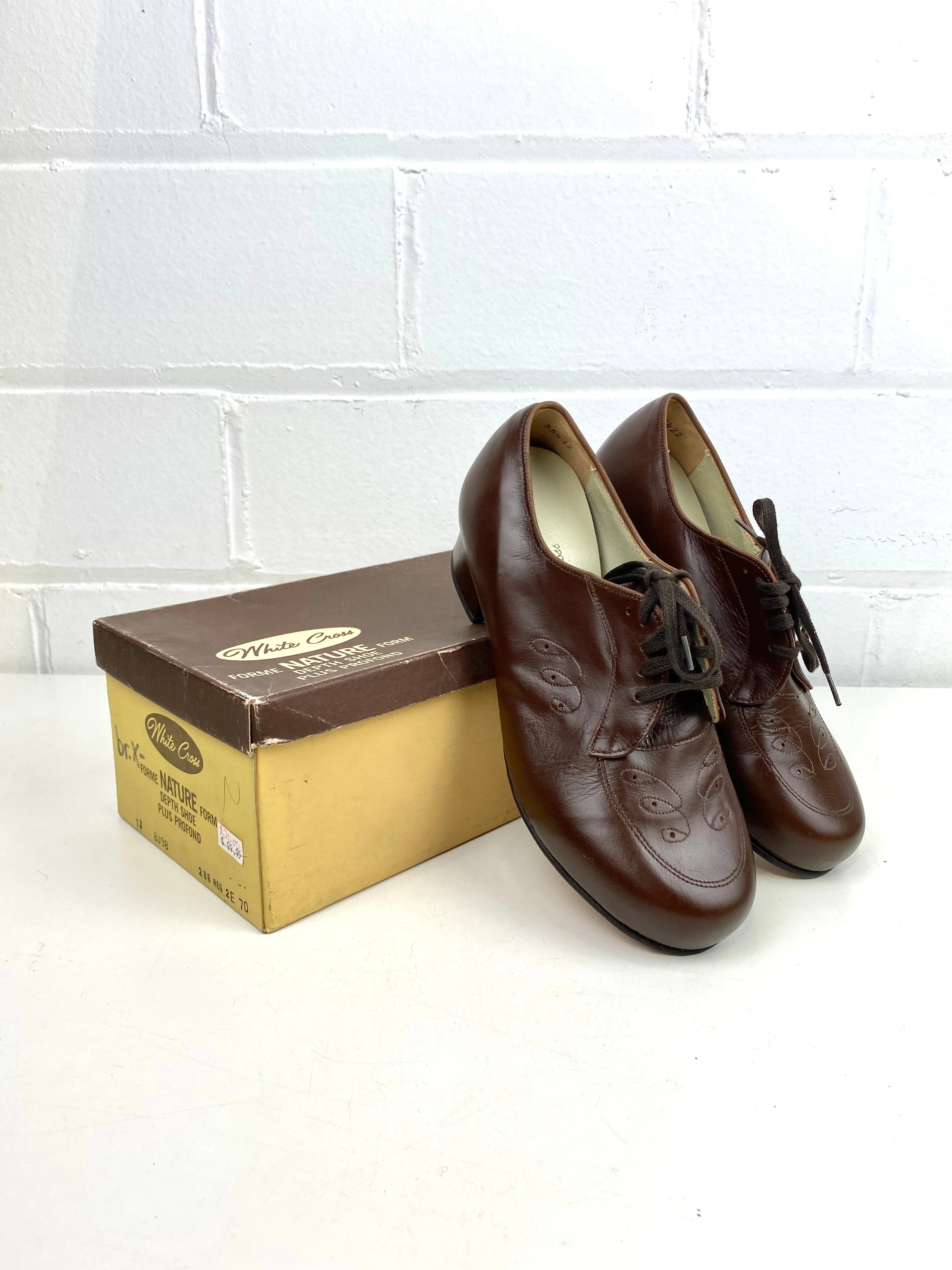 Vintage Deadstock Shoes, Women's 1980s Brown Leather Oxford's, Cuban Heels, NOS, 8098