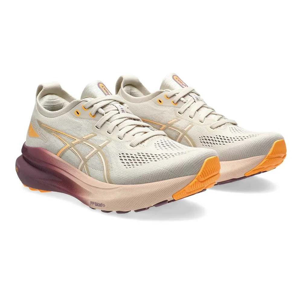 Women's Gel-Kayano 31 Running Shoe - Oatmeal/Pearl Pink - Regular (B)